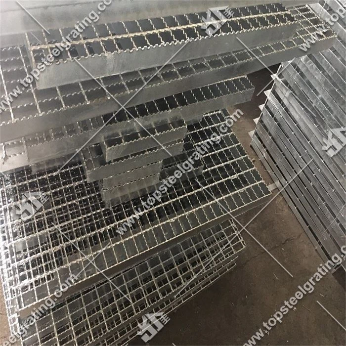 Serrated Metal Grating